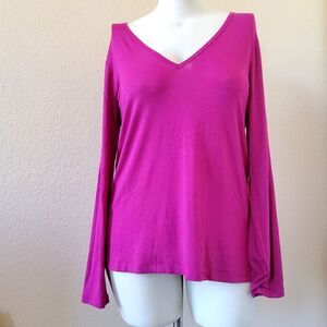 Beyond Yoga Long Sleeve V-Neck Jersey Knit Tee Pink Size L NWOT